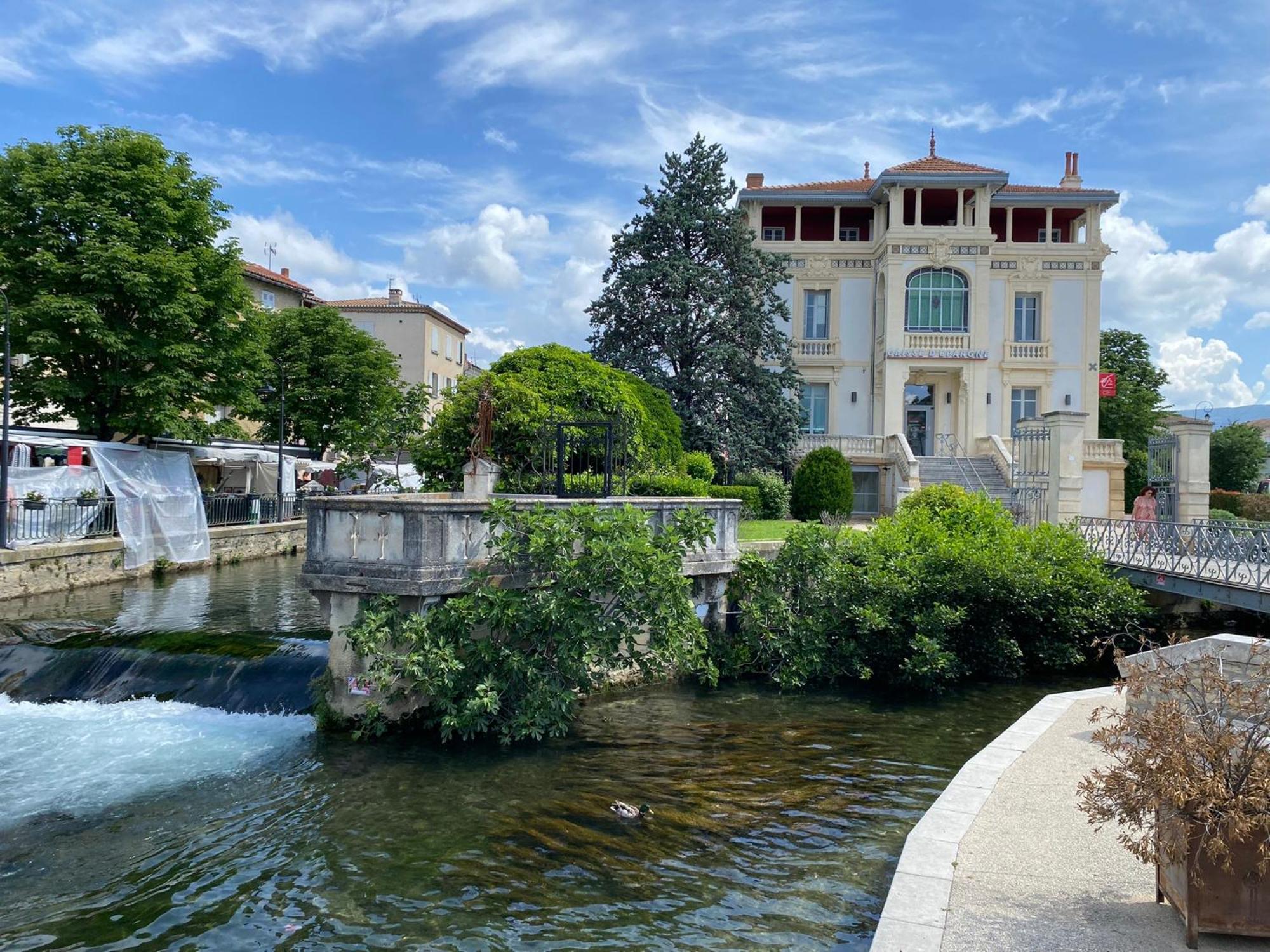 Au Coeur De L'Isle LʼIsle-sur-la-Sorgue Exterior foto